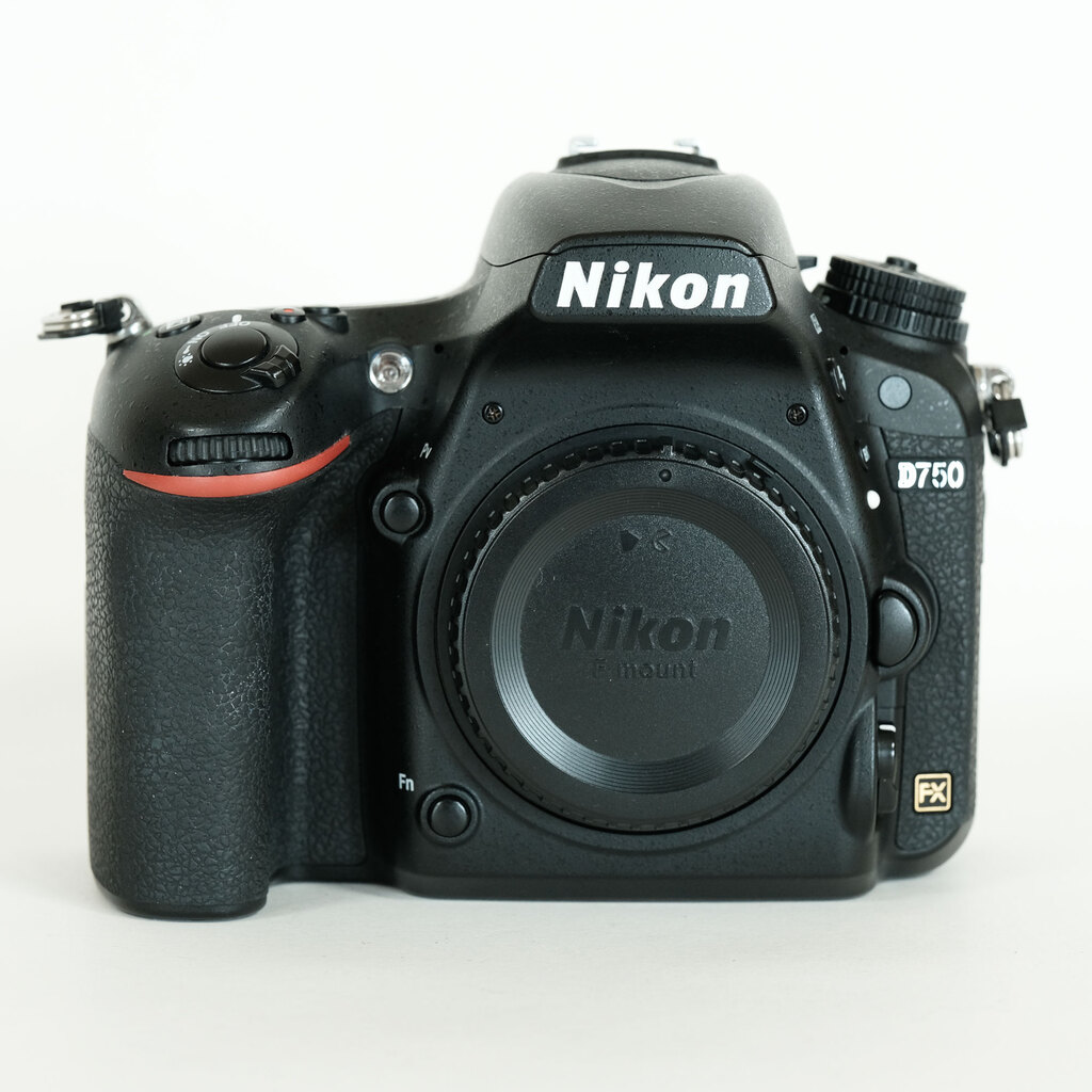 Nikon D750