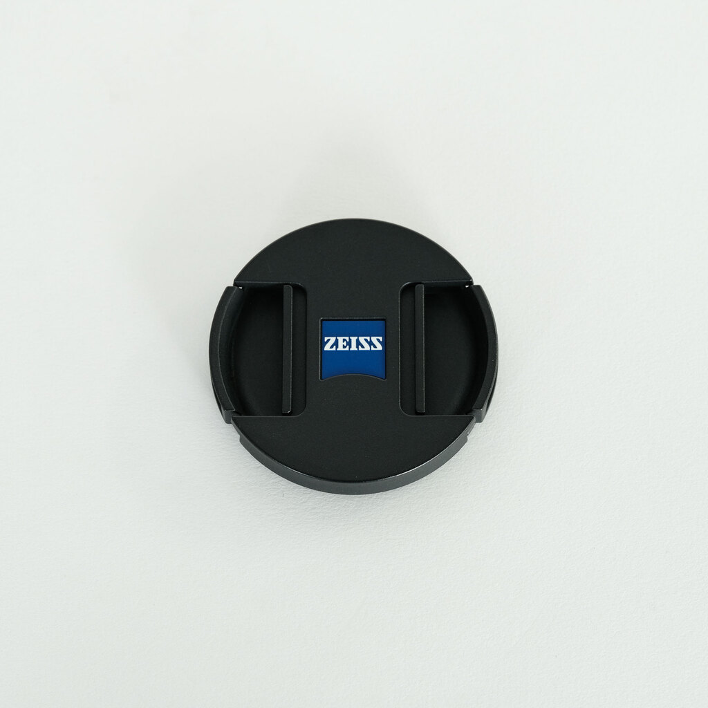 Carl Zeiss Touit 50mm F2.8 マクロ（ソニーE用）