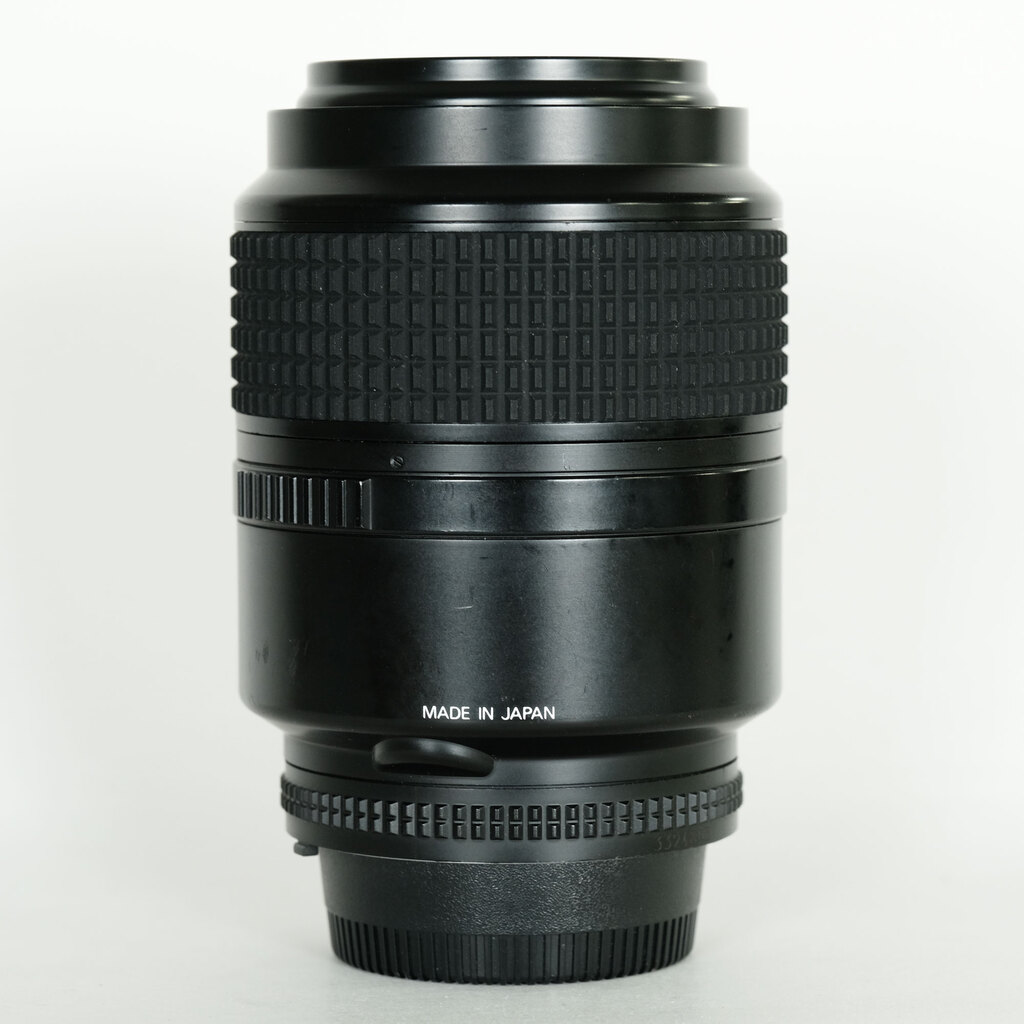 Nikon AF 105mm F2.8D マイクロ