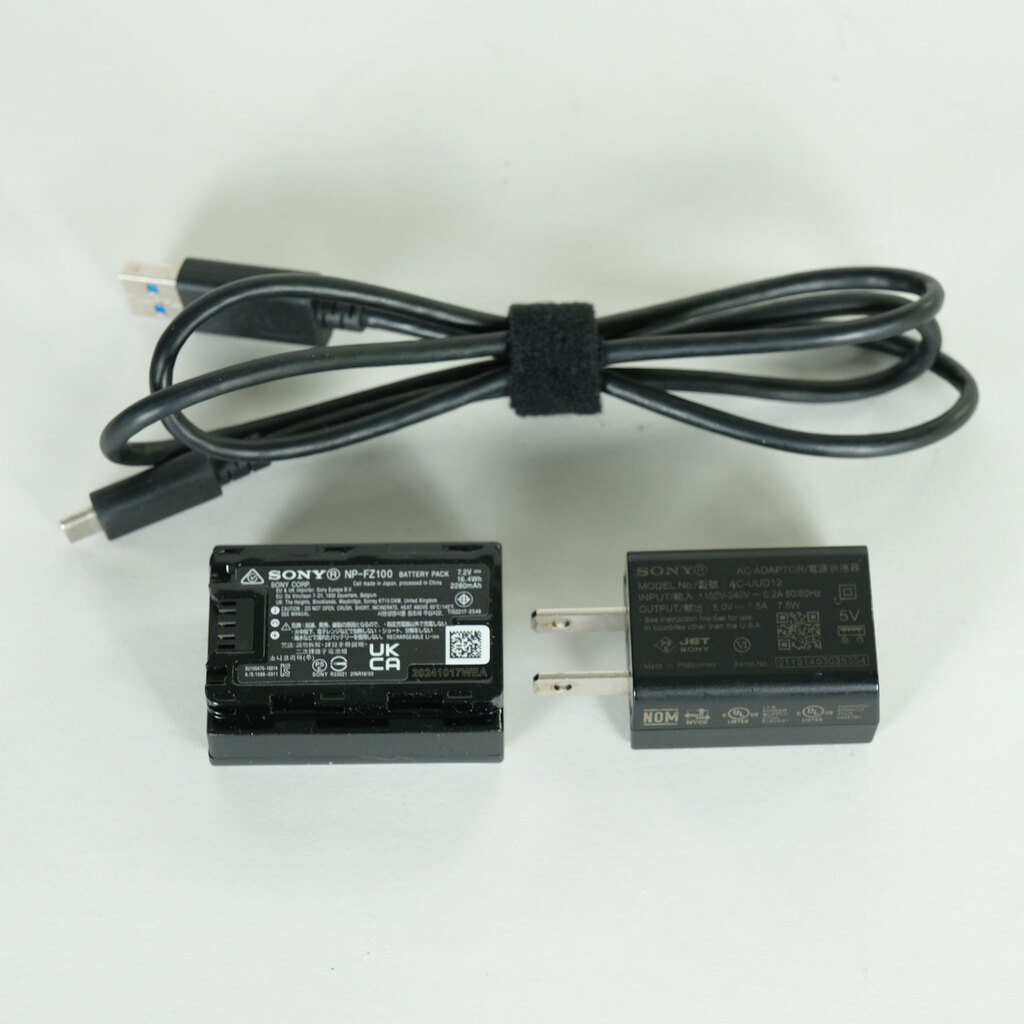 SONY α7 IV(ILCE-7M4) SONY α7 IV(ILCE-7M4)