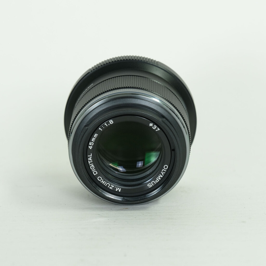 OLYMPUS M.ZUIKO DIGITAL 45mm F1.8