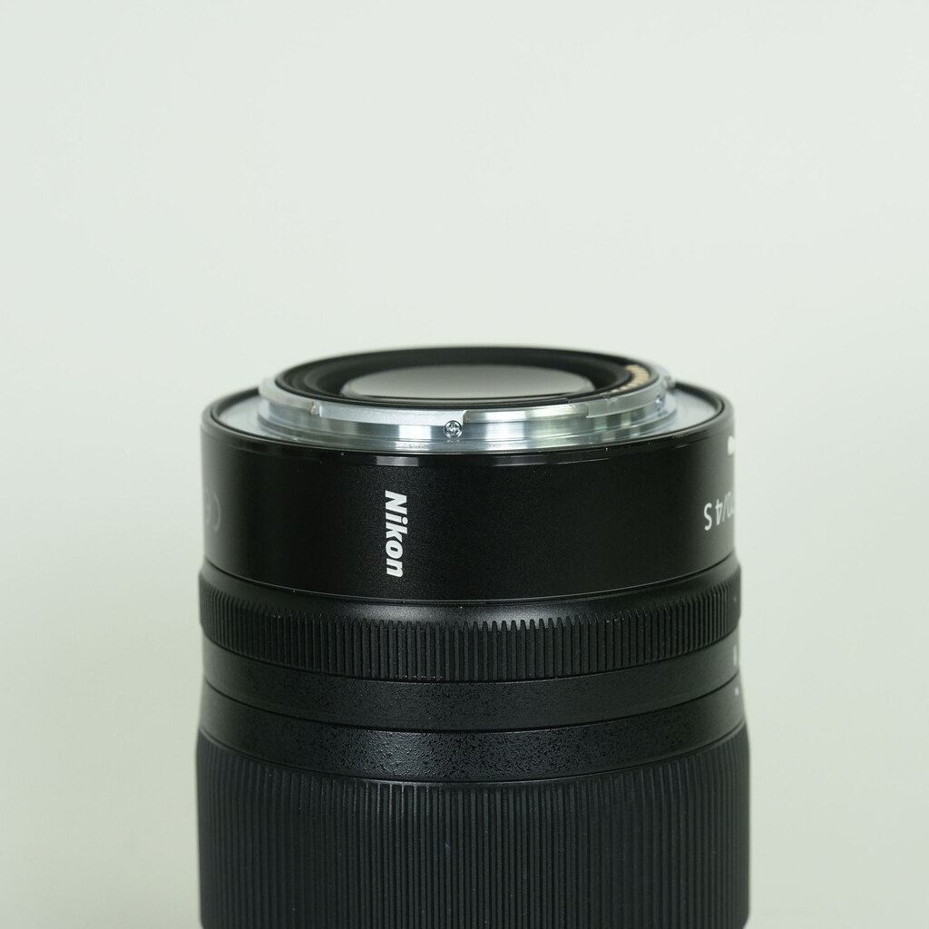 Nikon NIKKOR Z 24-70mm f/4 S Nikon NIKKOR Z 24-70mm f/4 S