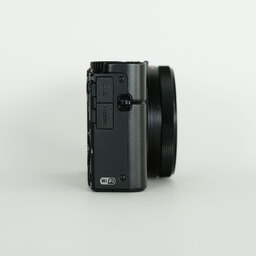 SONY Cyber-shot DSC-RX100M6