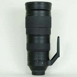 Nikon AF-S NIKKOR 200-500mm f/5.6E ED VR Nikon AF-S NIKKOR 200-500mm f/5.6E ED VR