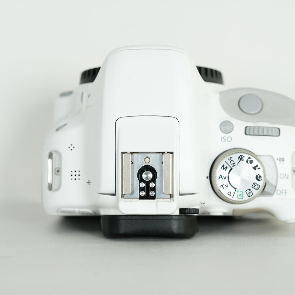 Canon EOS Kiss X7 ボディ ホワイト