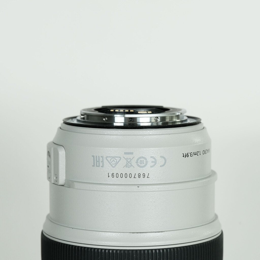 Canon EF70-300mm F4-5.6L IS USM Canon EF70-300mm F4-5.6L IS USM