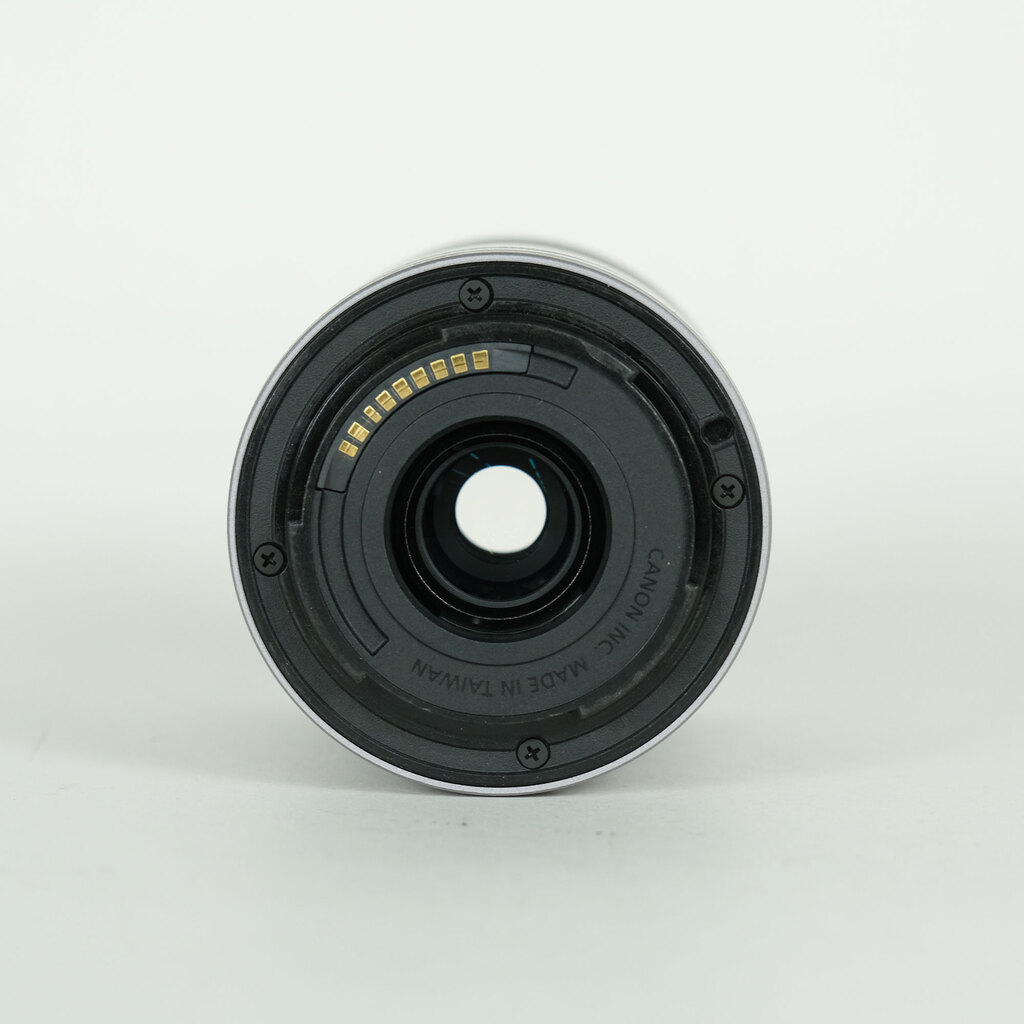 Canon EF-M55-200mm F4.5-6.3 IS STM シルバー