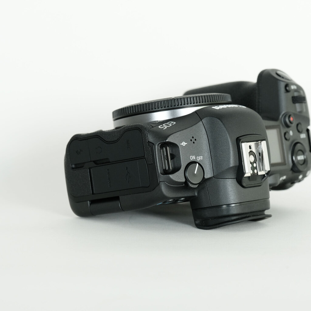 Canon EOS R5