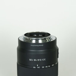 SONY E 18-135mm F3.5-5.6 OSS SEL18135