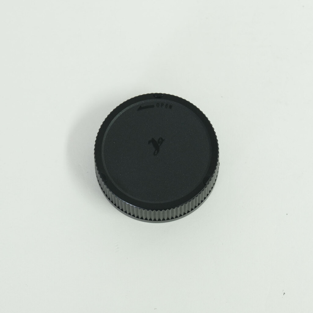 コシナ フォクトレンダー ULTRON 75mm F1.9 SC シングルコート ブラックペイント ライカM用