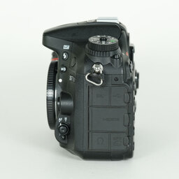 Nikon D7100