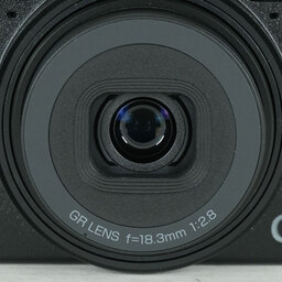 RICOH GR IV