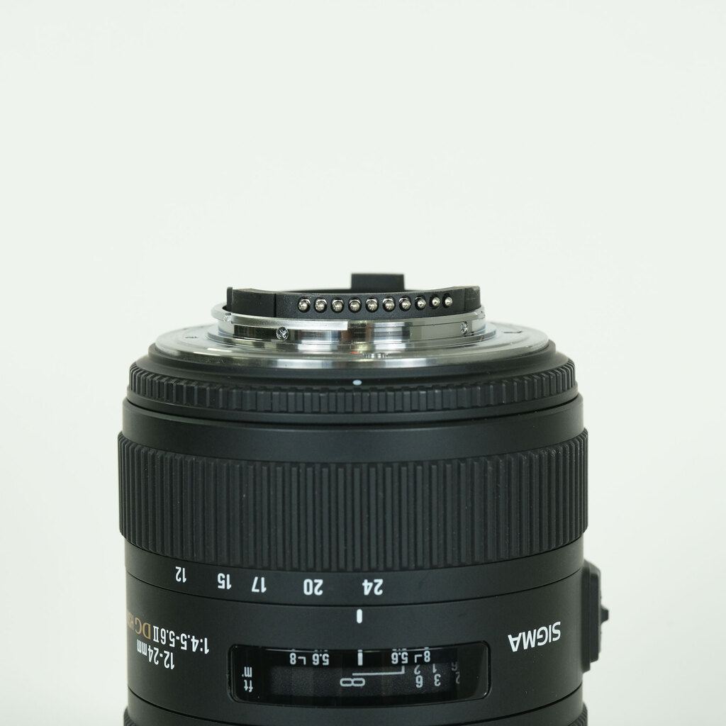 SIGMA 12-24mm F4.5-5.6 II DG HSM (ニコンF用)