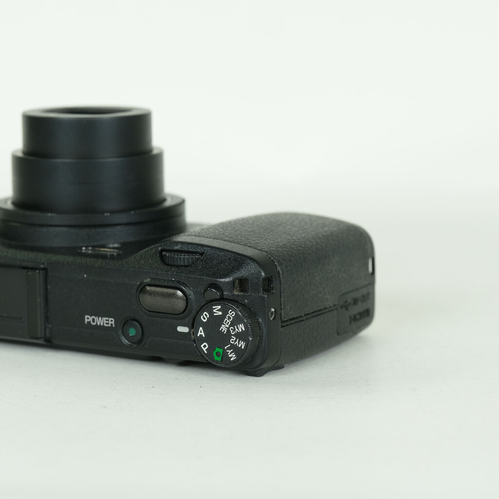 RICOH GR DIGITAL IV