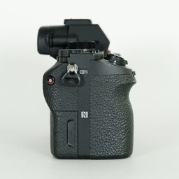 SONY α7 II（ILCE-7M2）