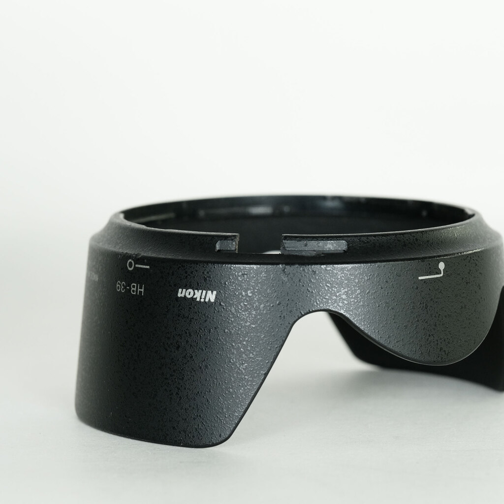 Nikon AF-S DX NIKKOR 18-300mm f/3.5-6.3G ED VR