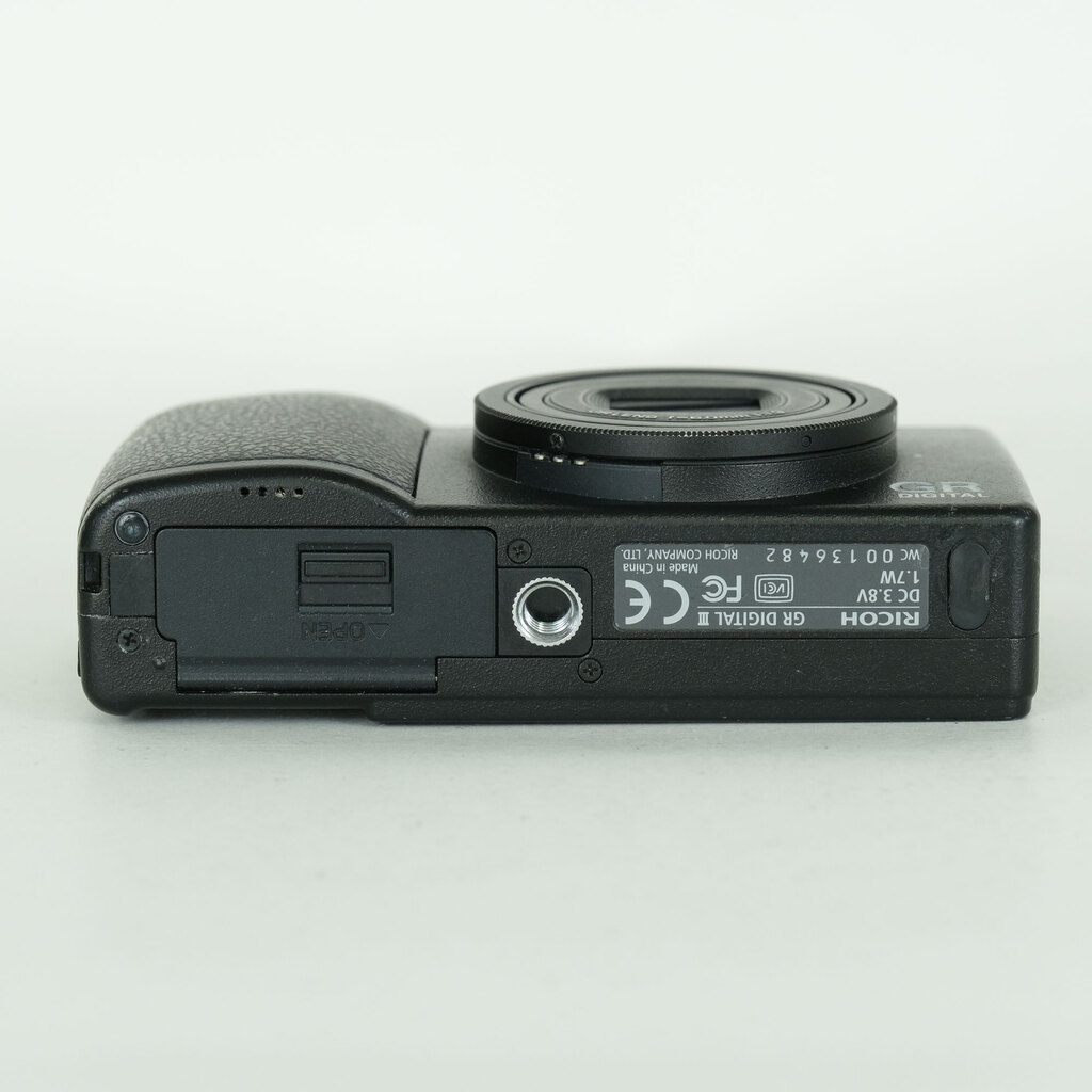 RICOH GR DIGITAL III