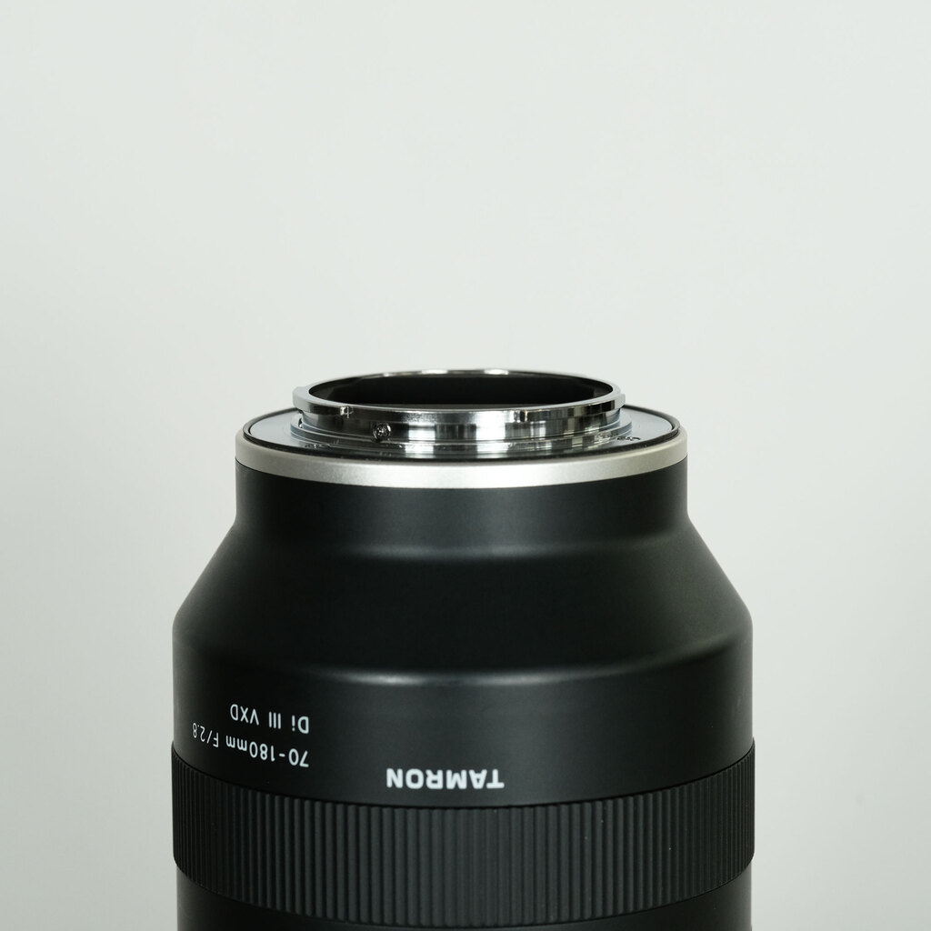 TAMRON 70-180mm F/2.8 Di III VXD (Model A056) [ ソニーE用 ]
