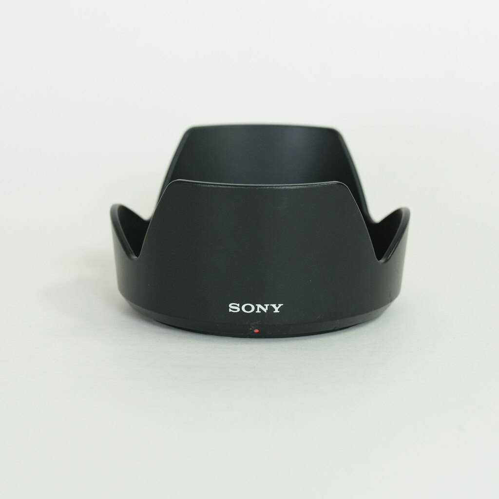 SONY E 18-135mm F3.5-5.6 OSS SEL18135
