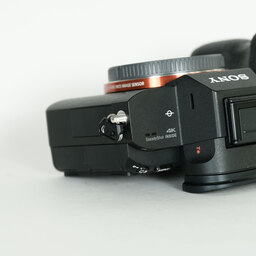 SONY α7 III(ILCE-7M3) SONY α7 III(ILCE-7M3)