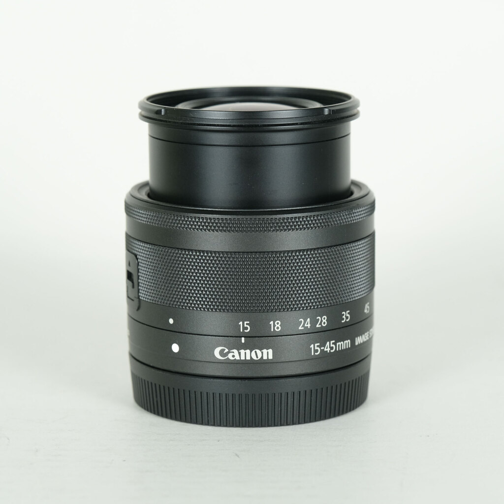 Canon EF-M15-45mm F3.5-6.3 IS STMの出品 | ONE SCENE（ワンシーン）