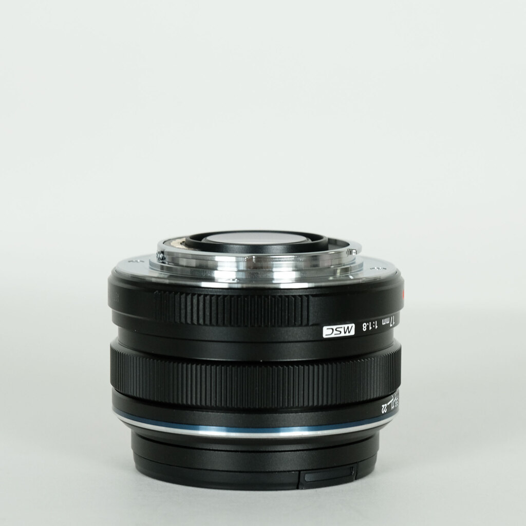 OLYMPUS M.ZUIKO DIGITAL 17mm F1.8