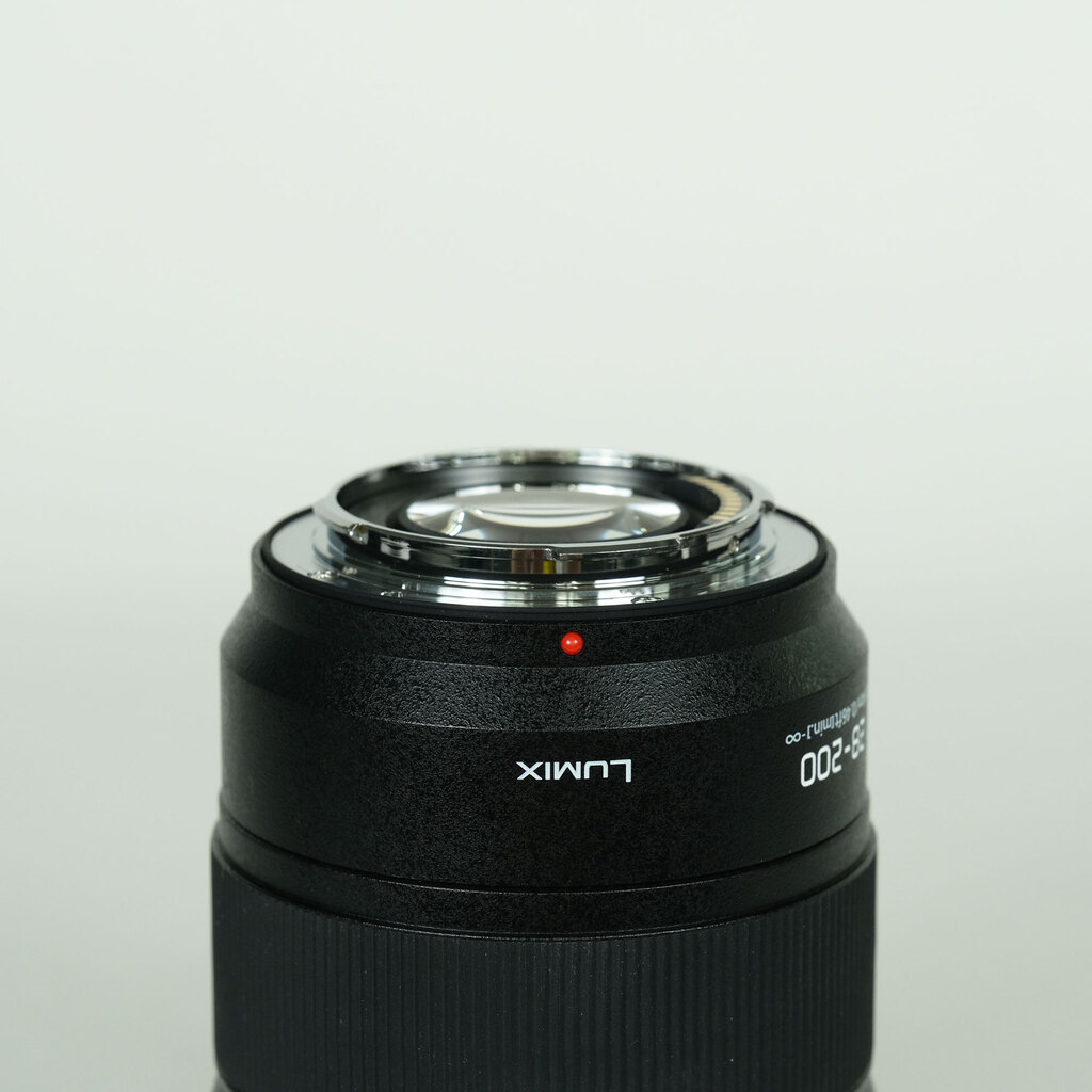Panasonic LUMIX S 28-200mm F4-7.1 MACRO O.I.S.