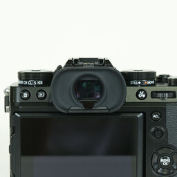 FUJIFILM X-T5
