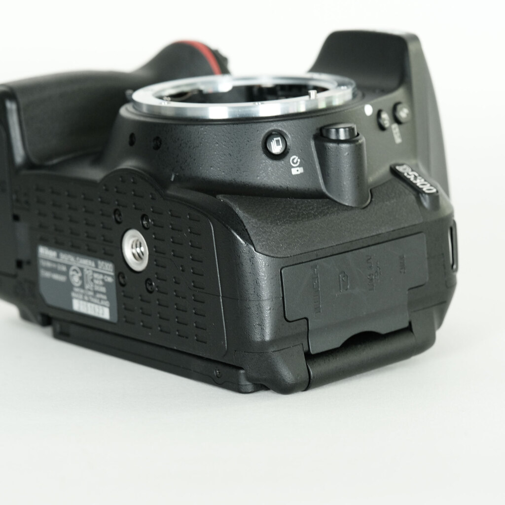 Nikon D5300