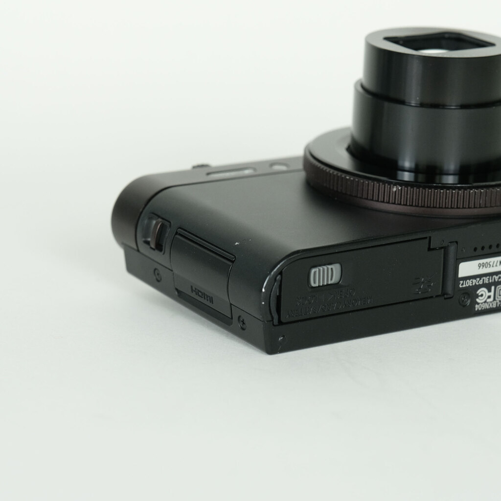 LEICA C(Typ112) ダークレッドの出品 | ONE SCENE（ワンシーン）