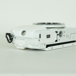 OLYMPUS PEN Lite E-PL6 ボディ ホワイト