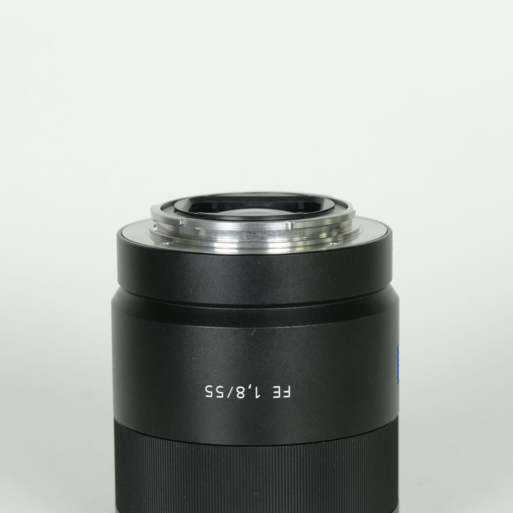 SONY Sonnar T* FE 55mm F1.8 ZA SEL55F18Z SONY Sonnar T* FE 55mm F1.8 ZA SEL55F18Z