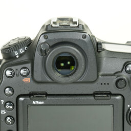 Nikon D850