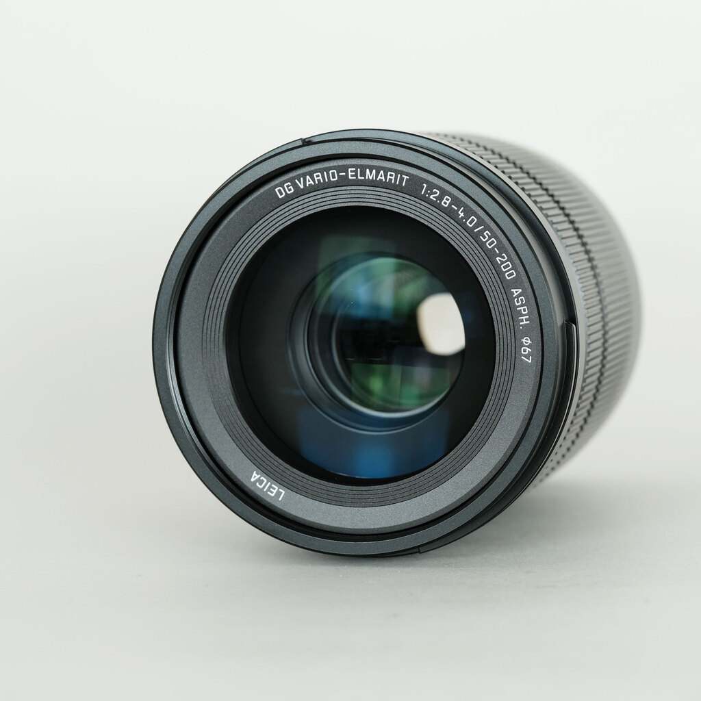 Panasonic LEICA DG VARIO-ELMARIT 50-200mm / F2.8-4.0 ASPH. / POWER O.I.S.