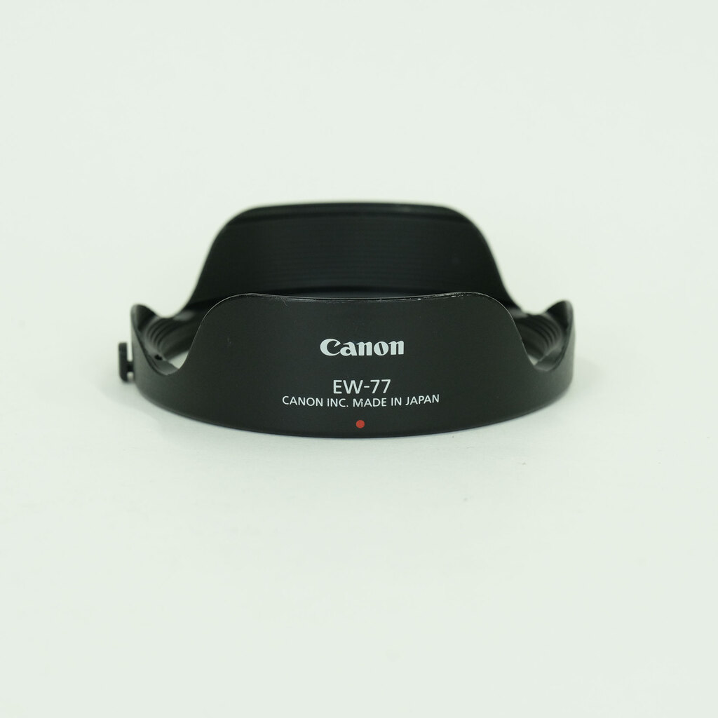 Canon EF8-15mm F4L フィッシュアイ USM Canon EF8-15mm F4L フィッシュアイ USM