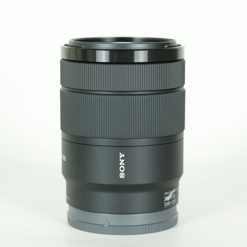 SONY E 18-135mm F3.5-5.6 OSS SEL18135の出品 | ONE SCENE（ワンシーン）