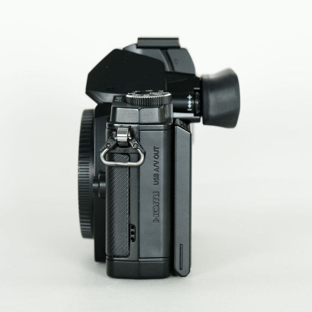 OLYMPUS OM-D E-M5 ボディ ブラック