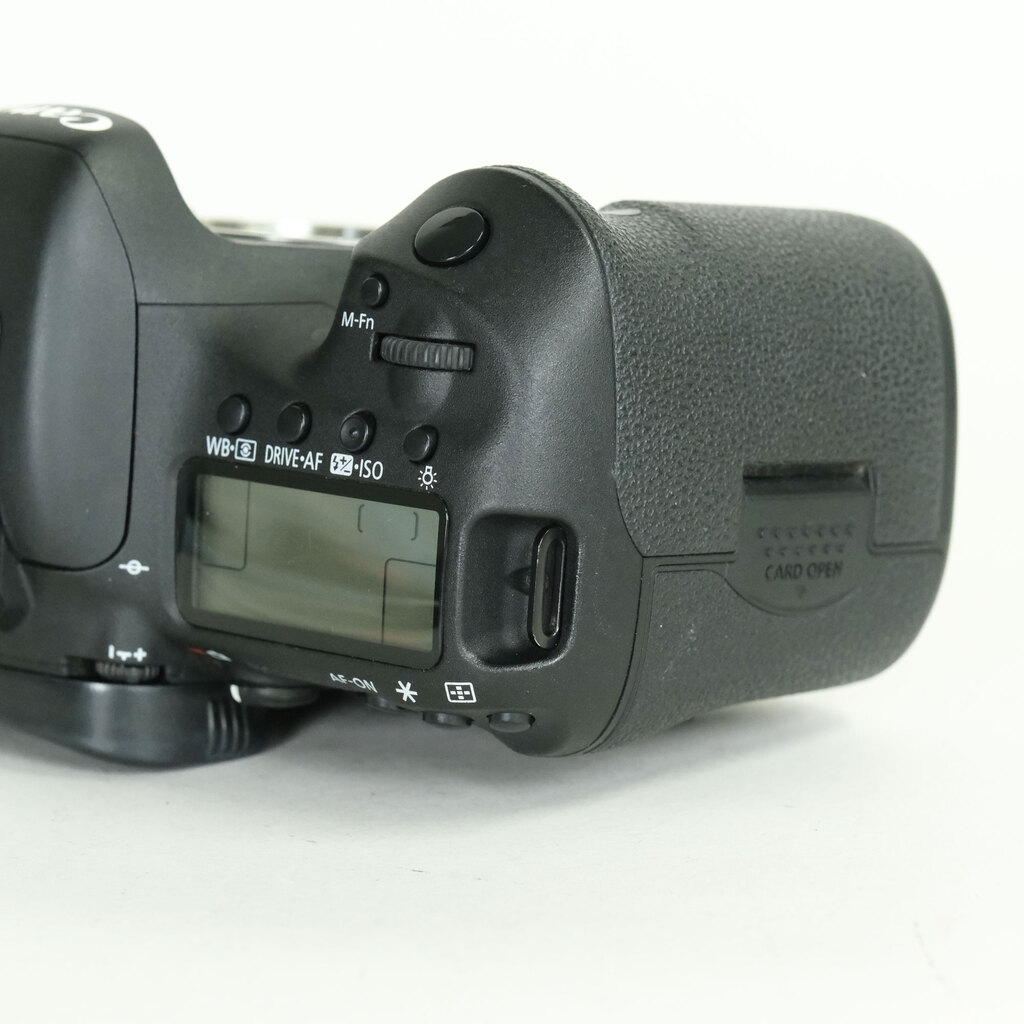 Canon EOS 7D Mark II