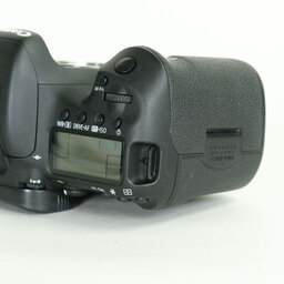 Canon EOS 7D Mark II