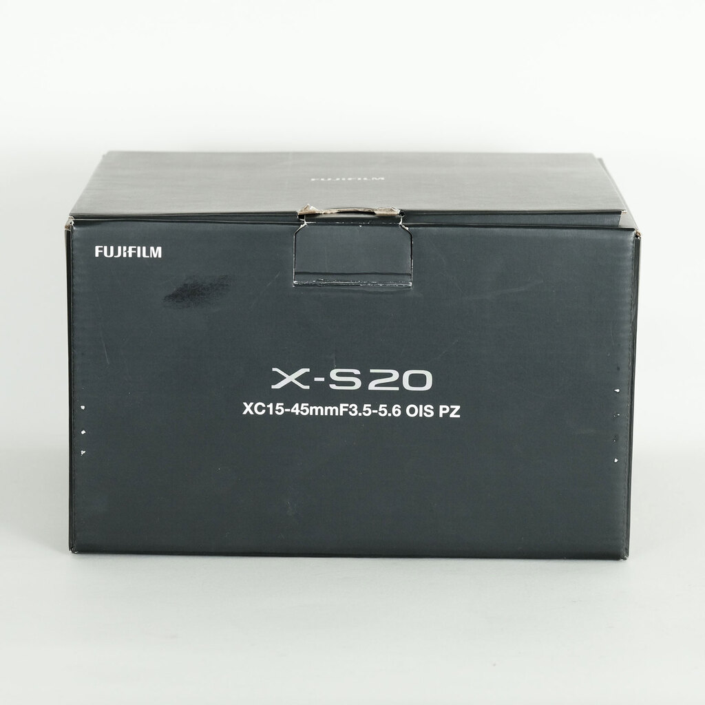 FUJIFILM X-S20の出品 | ONE SCENE（ワンシーン）