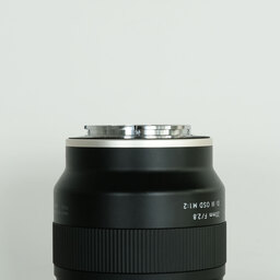 TAMRON 20mm F/2.8 Di III OSD M1:2 (Model F050) [ソニーE用]