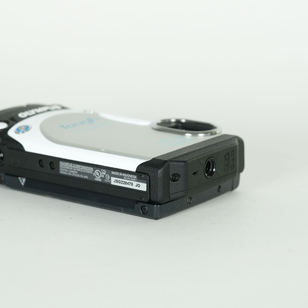 OLYMPUS STYLUS TG-870 Tough WHT ホワイト OLYMPUS STYLUS TG-870 Tough WHT ホワイト