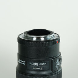 Canon EF100mm F2.8Lマクロ IS USM Canon EF100mm F2.8Lマクロ IS USM