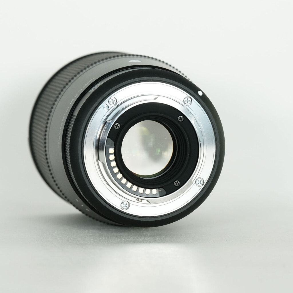 SIGMA 16mm F1.4 DC DN｜Contemporary [マイクロフォーサーズ用]