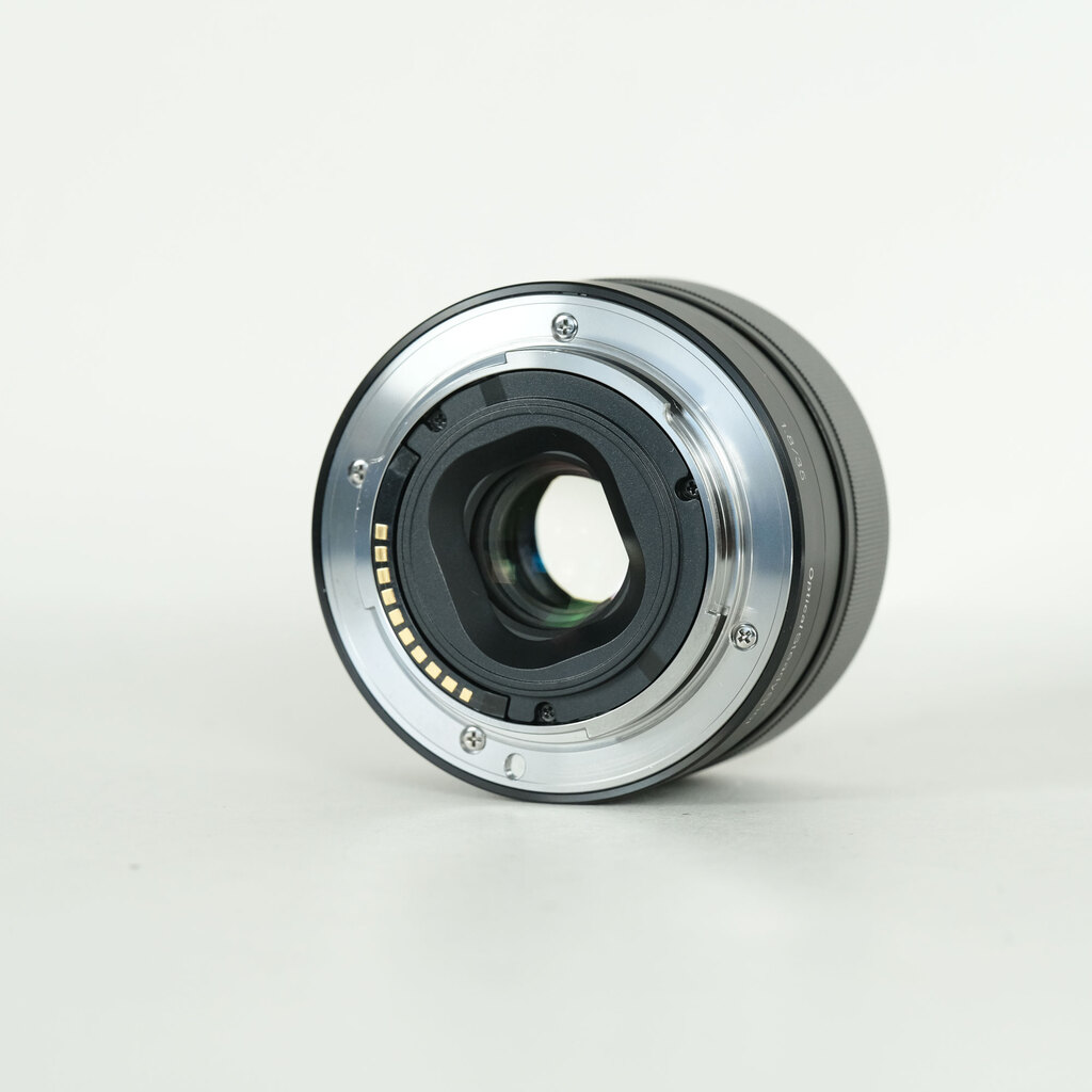SONY E 35mm F1.8 OSS SEL35F18