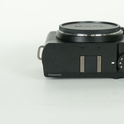 Panasonic LUMIX DC-S9