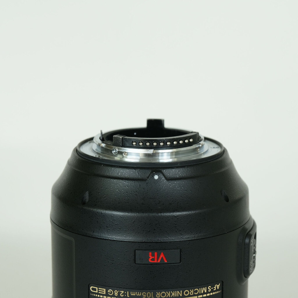 Nikon AF-S VR Micro-Nikkor 105mm f/2.8G IF-ED