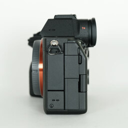 SONY α7 IV(ILCE-7M4) SONY α7 IV(ILCE-7M4)