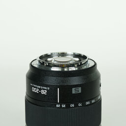 Panasonic LUMIX S 28-200mm F4-7.1 MACRO O.I.S.