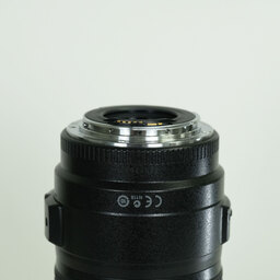 Canon EF70-300mm F4-5.6 IS USM